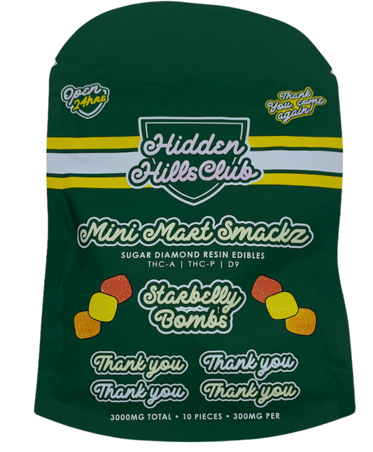A green-colored pouch of Starberry flavored Mini Mart Smackz Sugar Diamond Resin 3000mg Edibles from Hidden Hills Club.