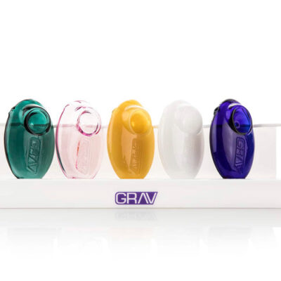 3.5 GRAV® Pebble Spoon Display